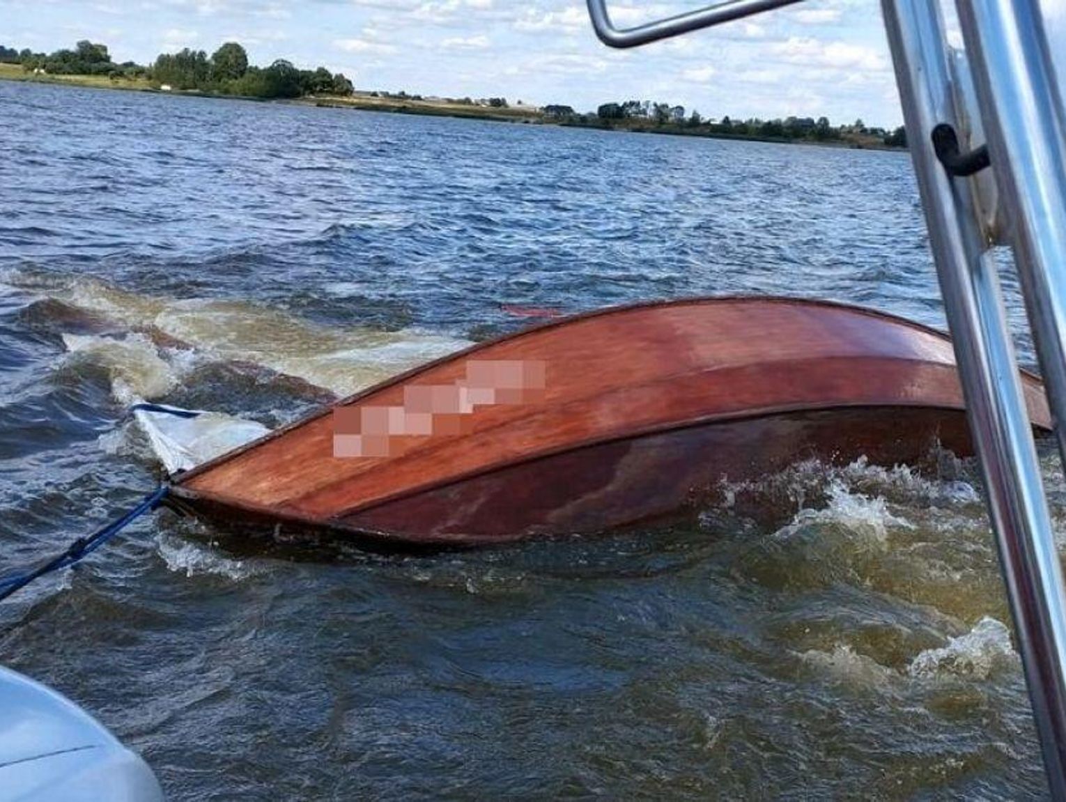 Akcja ratunkowa na zalewie. Małżeństwo z powiatu chełmskiego udało się uratować