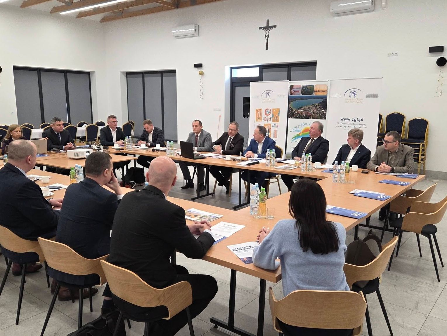 Bezpieczeństwo, schroniska i pieniądze na inwestycje. O czym rozmawiali samorządowcy we Włodawie?