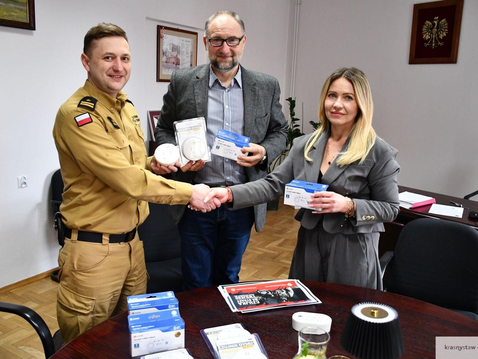 Bezpieczniej w Krasnymstawie – czujki ratujące życie trafiają do potrzebujących