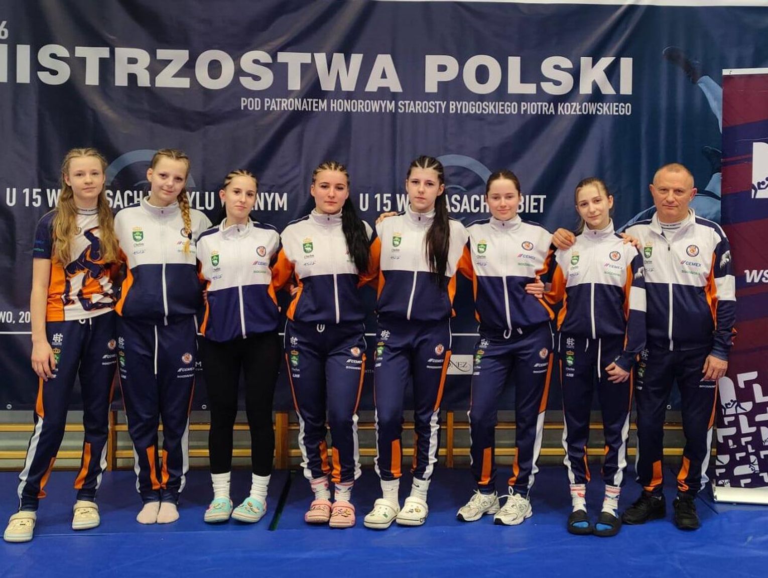 Cement Gryf Chełm z medalami na rodzimych matach