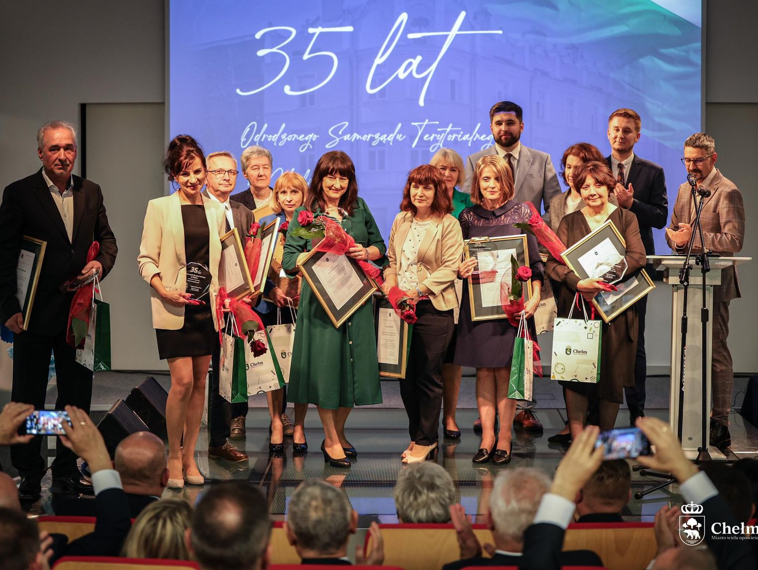 Chełm. 35-lecie Samorządu Terytorialnego - wyróżnienia dla pracowników i samorządowców [GALERIA ZDJĘĆ]