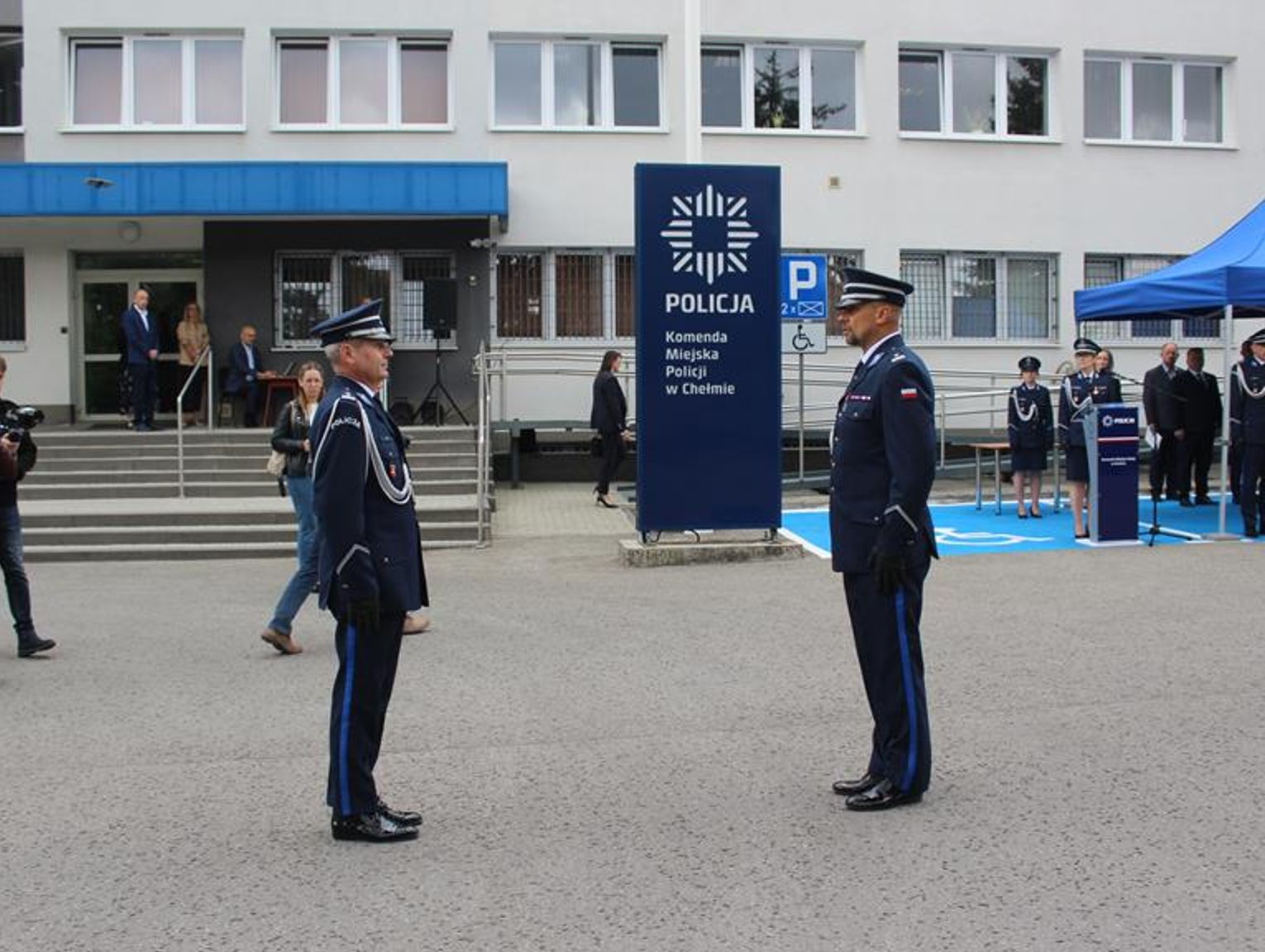Chełm. Policjanci świętowali awansami
