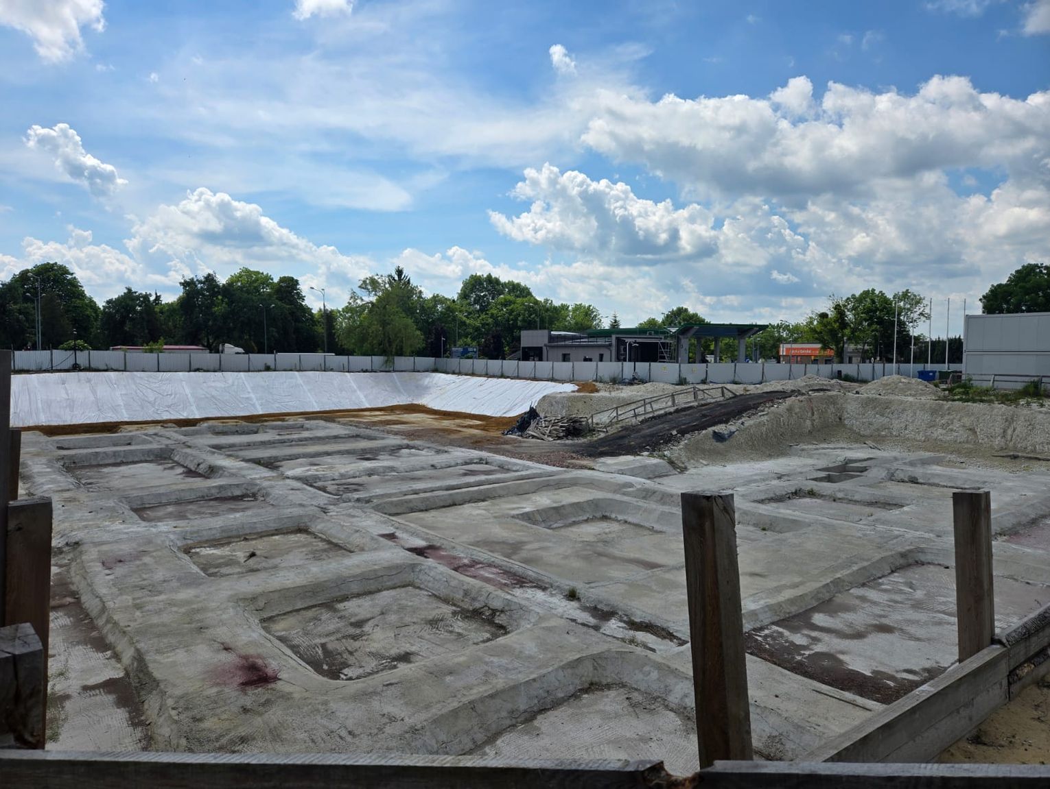 Czy biurowiec klasy A w Chełmie powstanie? Mieszkańcy tracą cierpliwość...