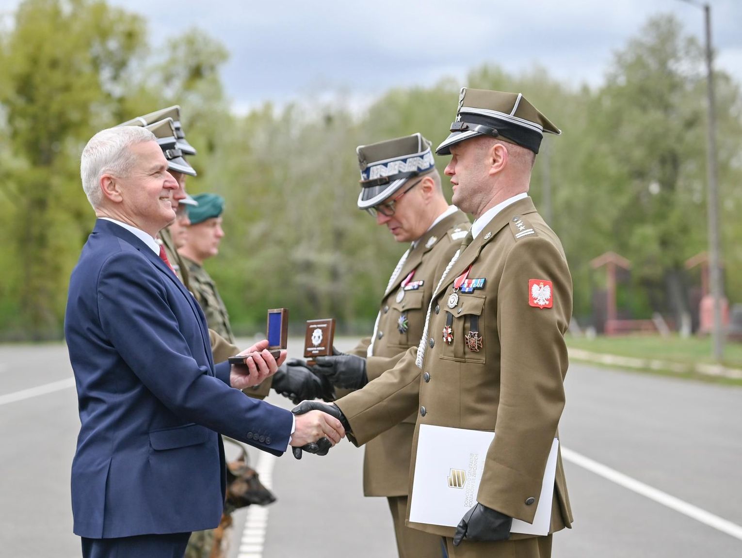 Dyrektor włodawskiego ZSZ nr 1 i II LO odznaczony medalem Wojsk Inżynieryjnych