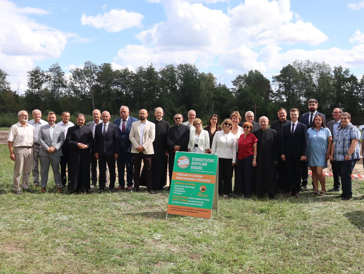 Gm. Chełm. Pierwszy szpadel wbity. W Nowinach rusza budowa hospicjum [GALERIA ZDJĘĆ]