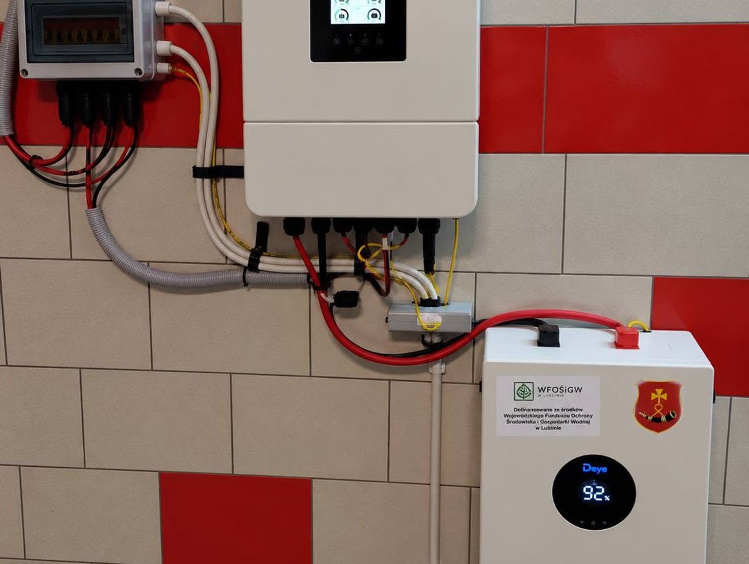 Gm. Kraśniczyn. OSP Surhów stawia na oszczędność energii. Remiza zyska magazyn