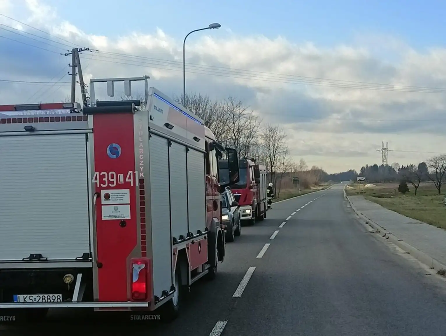 Gm. Kraśniczyn. Zasnęła za kierownicą i uderzyła w latarnię