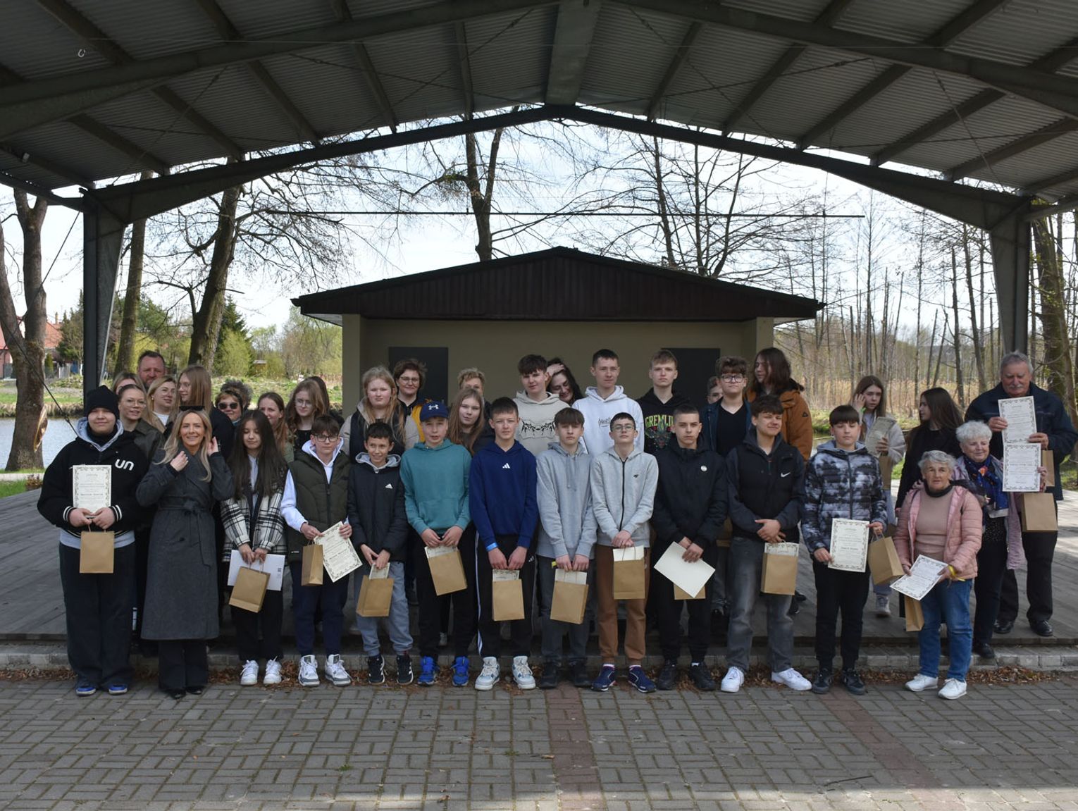 Gm. Siennica Różana. Uczniowie odkrywają historię swojej „małej ojczyzny”
