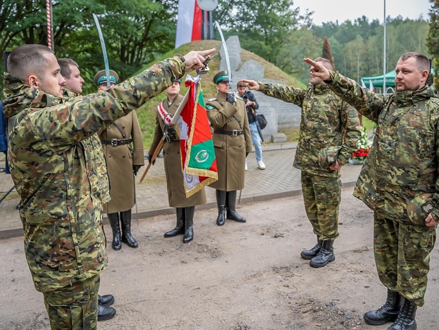 Gm. Urszulin. Obchody bitwy pod Wytycznem z uroczystą przysięgą pograniczników [ZDJĘCIA]