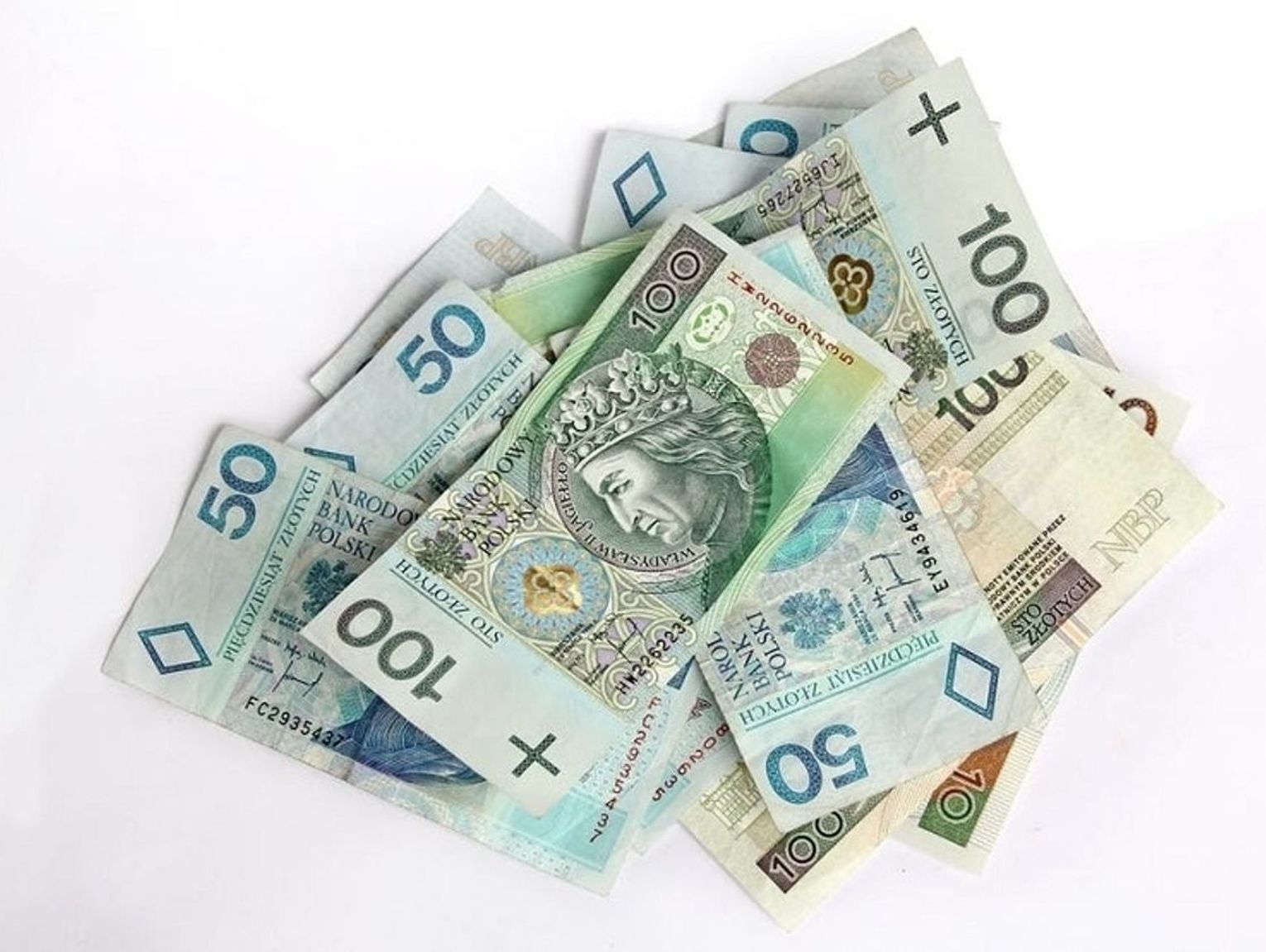 Gm. Wola Uhruska. Deficyt pod kontrolą, miliony na inwestycje, 300 tysięcy na odprawy