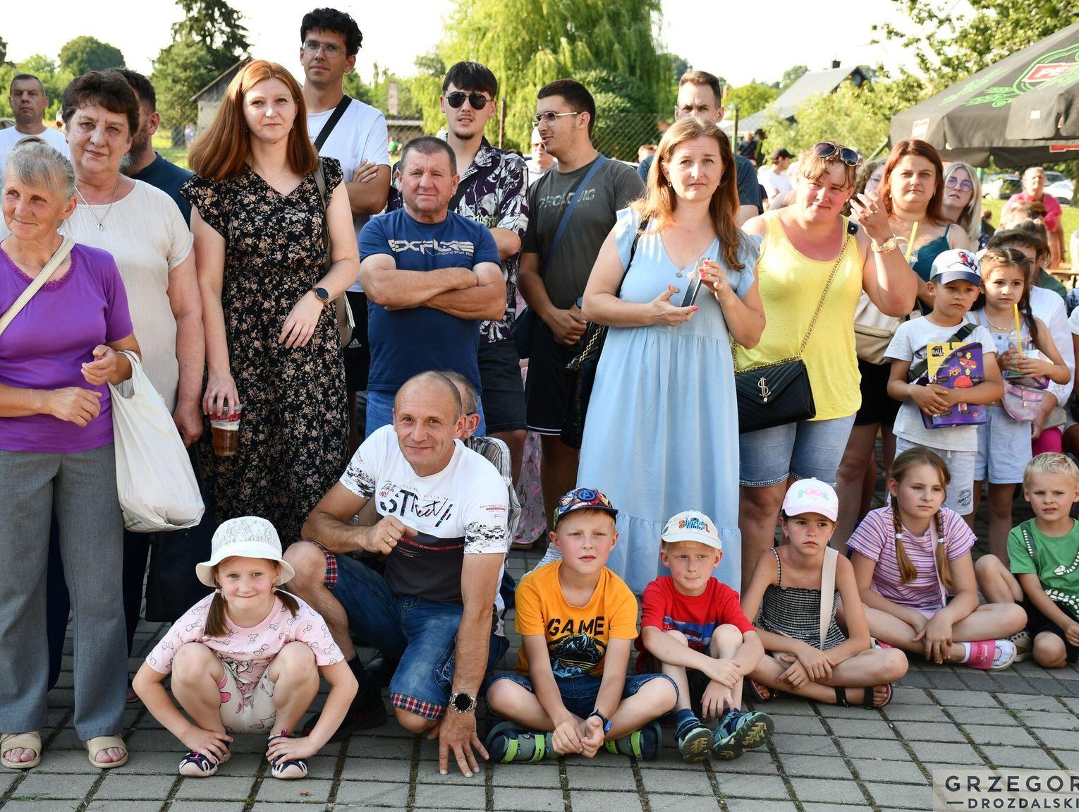 Gm. Żółkiewka: Biesiada „Smaki Lata” z Czerwonymi Gitarami urzekła wszystkich [ZDJĘCIA + FILMY]