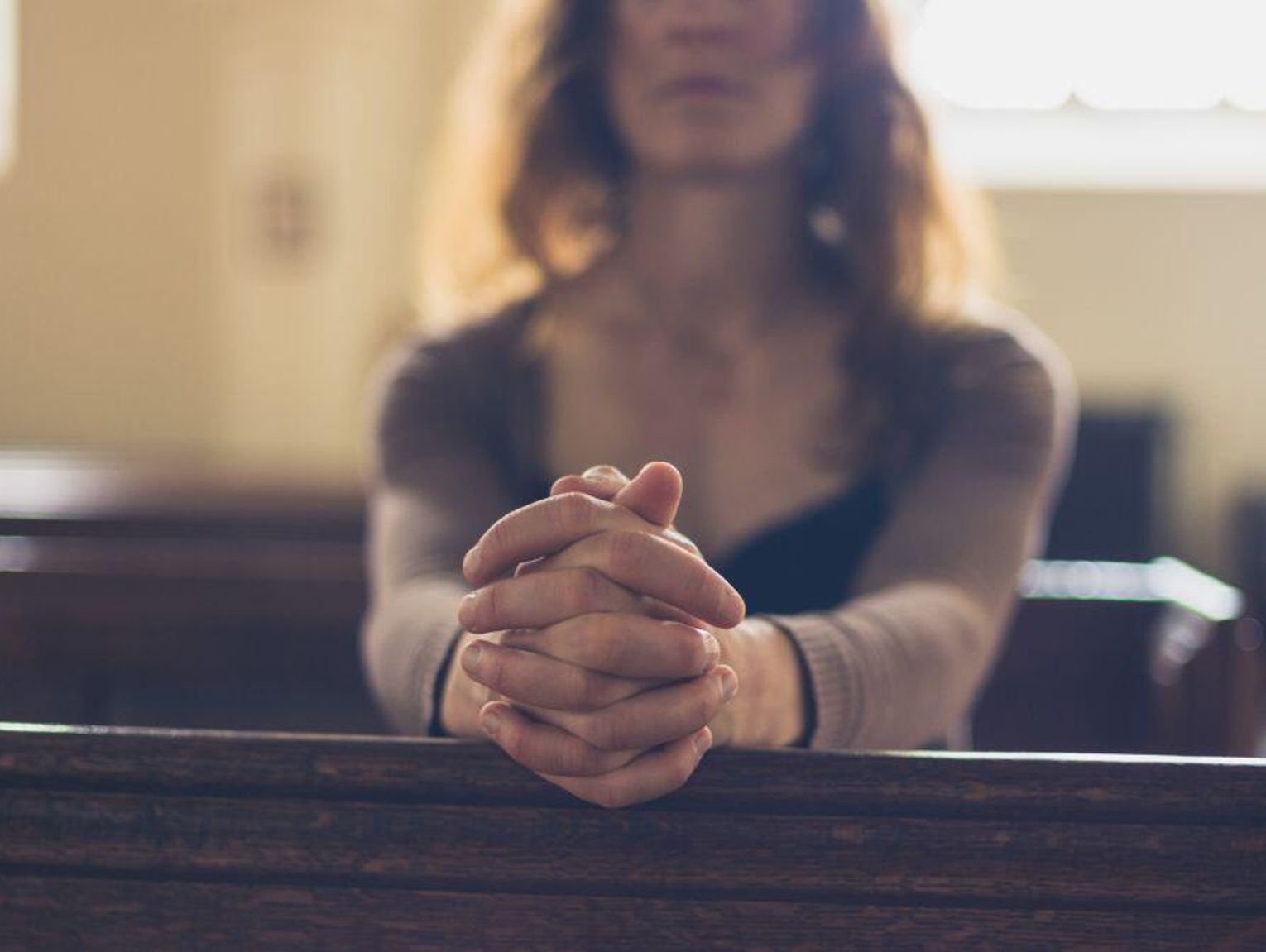 Jak wierzą młodzi? Nie każdy chodzi na religię, Jan Paweł II nie zawsze jest autorytetem