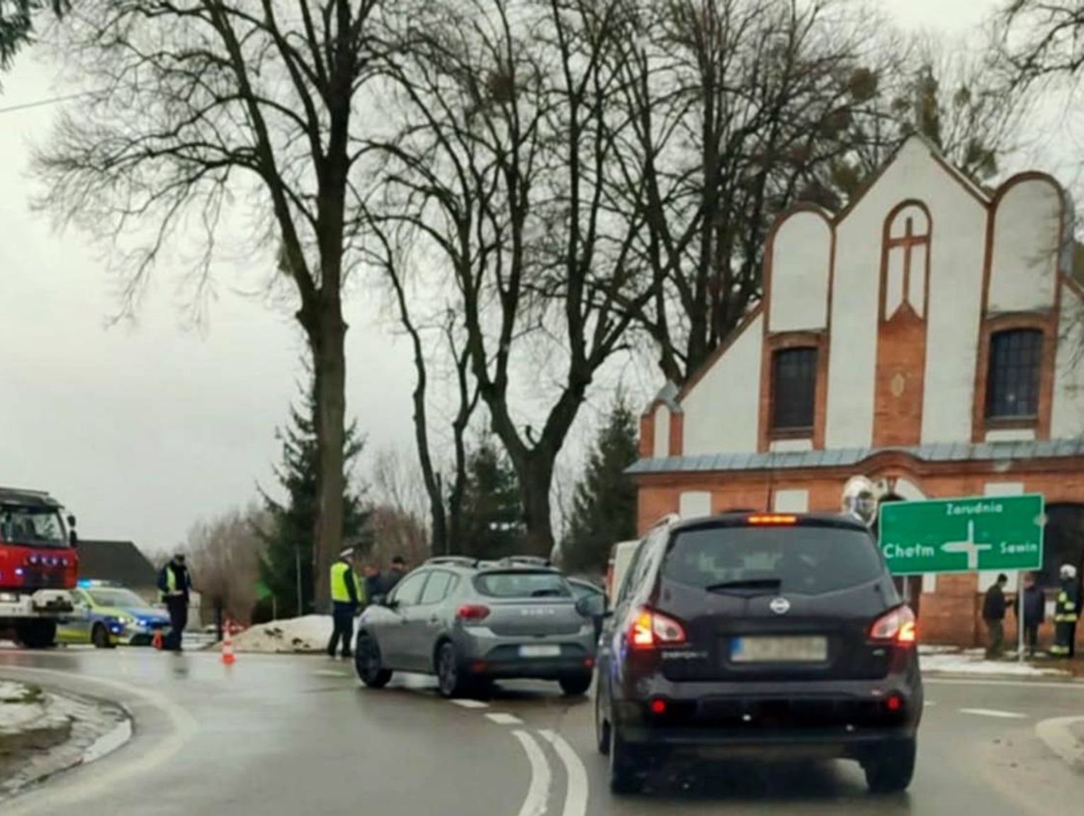 Kolejne zderzenie przed kościołem w Rudzie-Hucie. Feralne skrzyżowanie