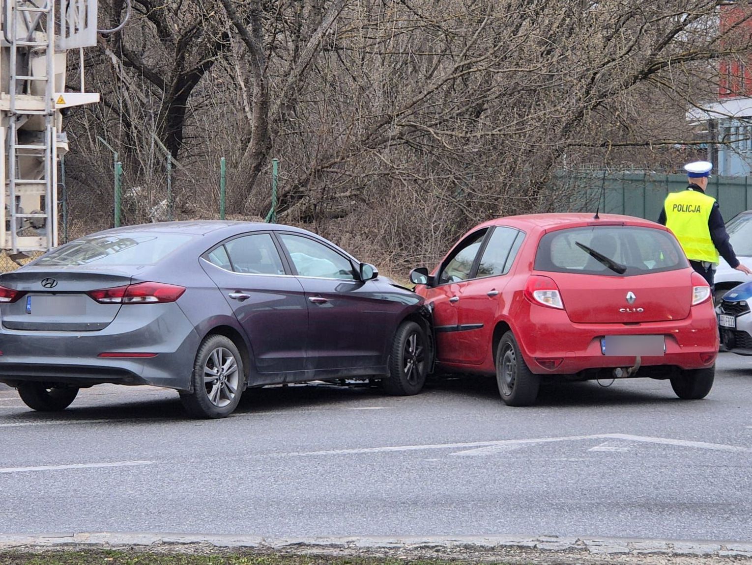Kolizja na Alei Przyjaźni. Jedna osoba trafiła na SOR