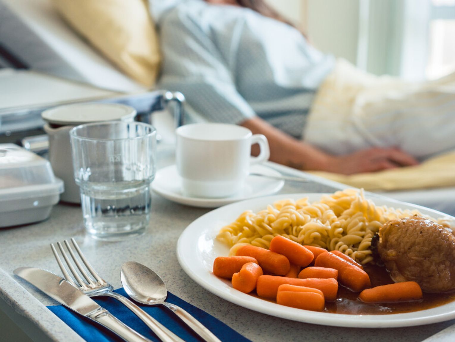 Koniec z „Dobrym posiłkiem w szpitalach”. Powrót do przeszłości