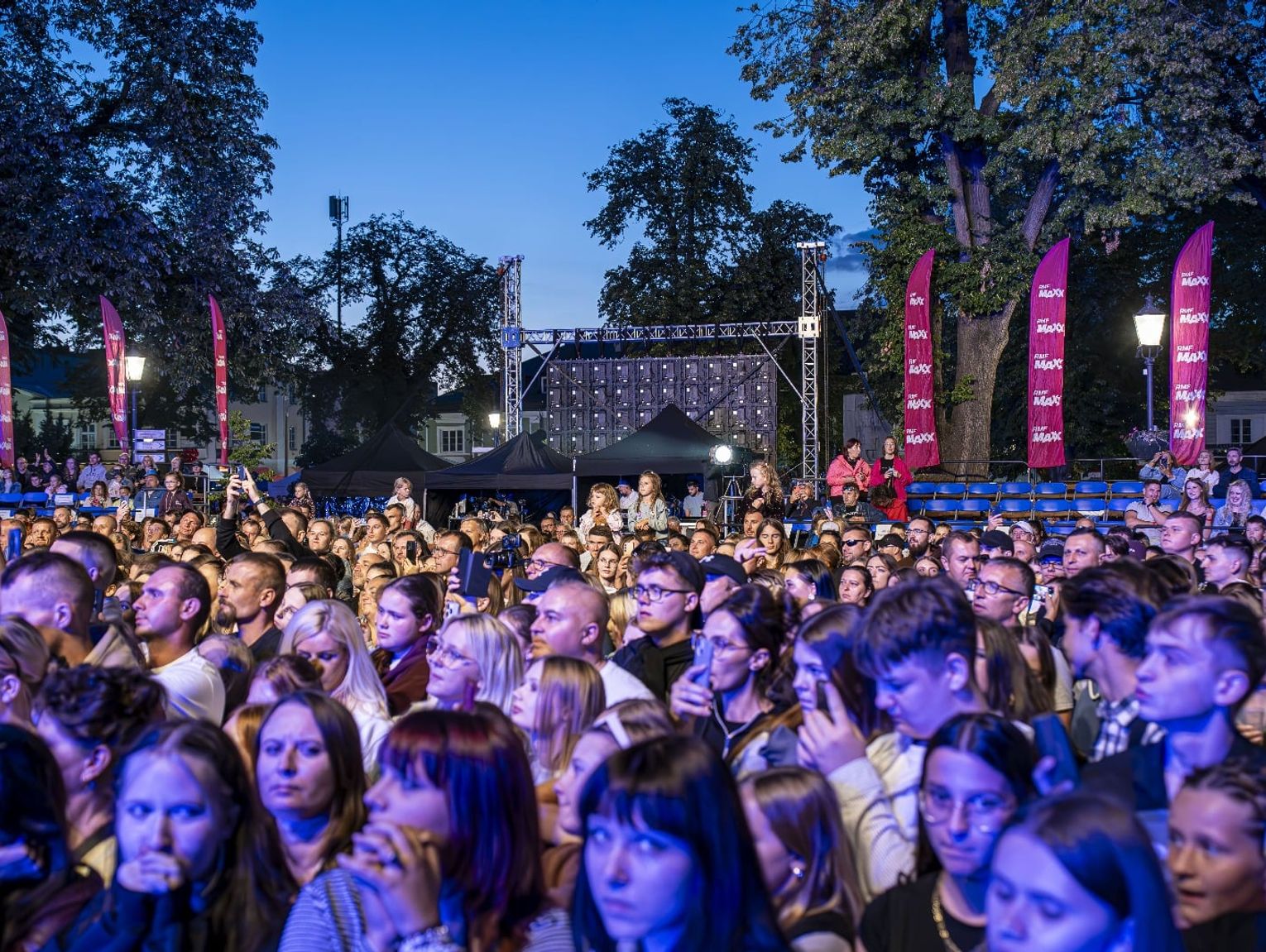 My już wiemy, kto wystąpi na tegorocznych Chmielakach Krasnostawskich! Podajemy listę gwiazd!