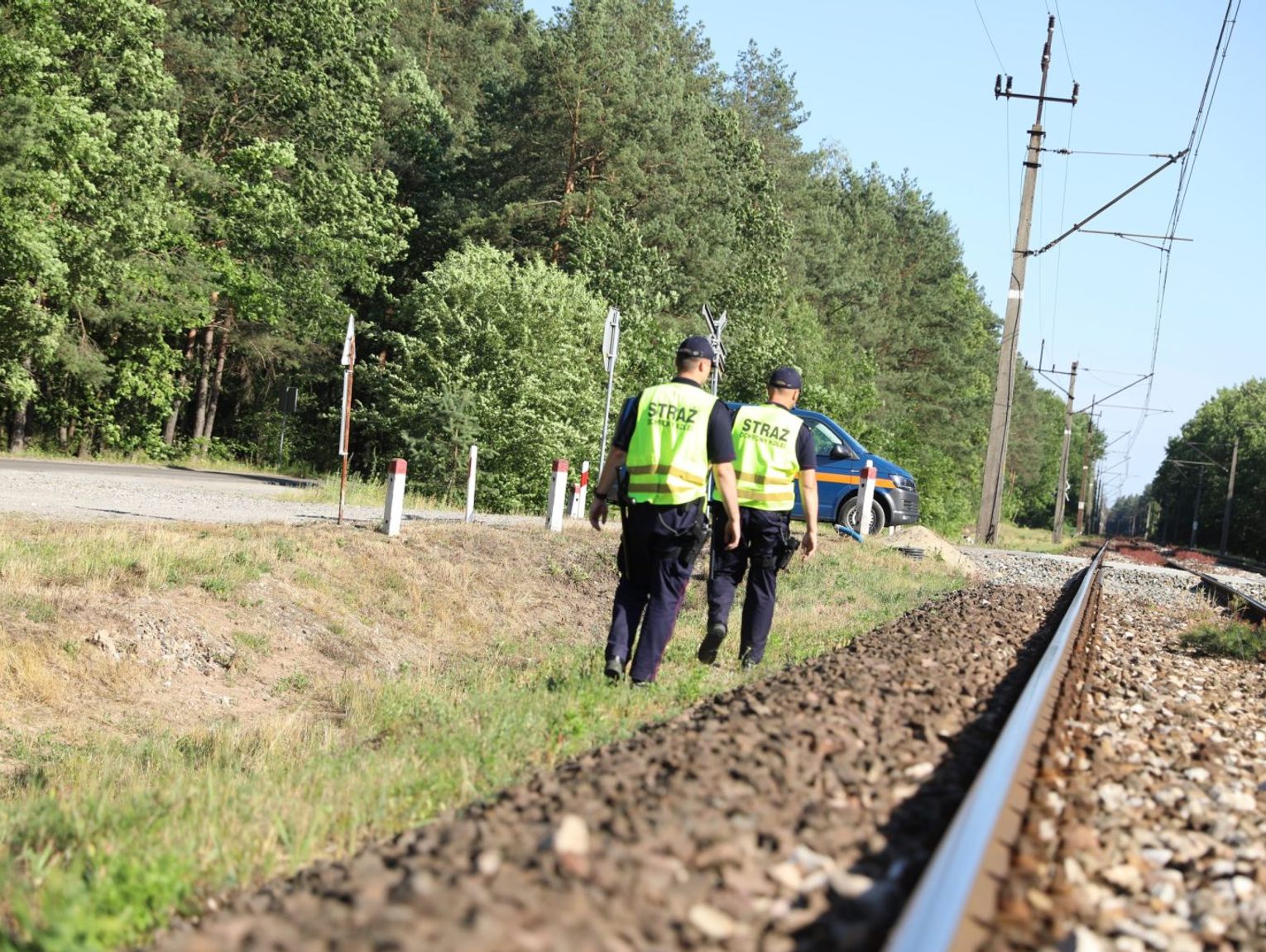 Nieletni układali przeszkody na torach. Na jedną najechał pociąg