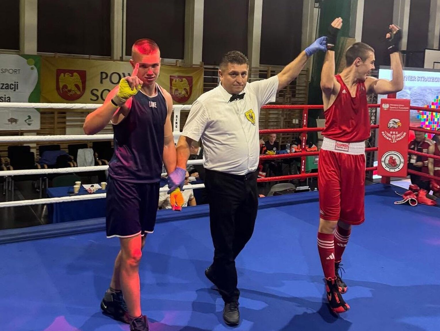 Pięściarze Bastionu wrócili ze złotem i srebrem