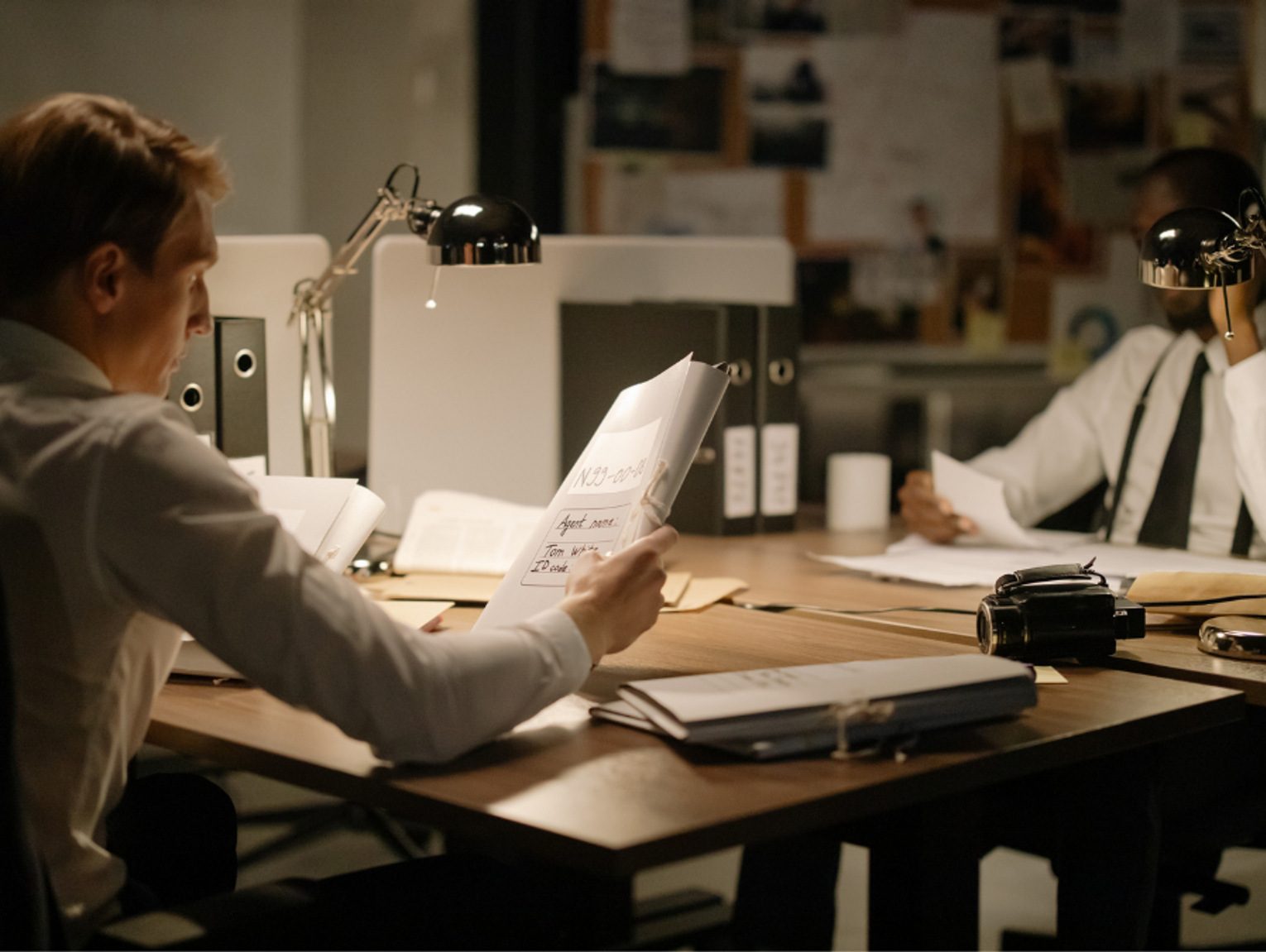 Polacy pod kontrolą służb. Sprawdzają obywateli bez nakazu