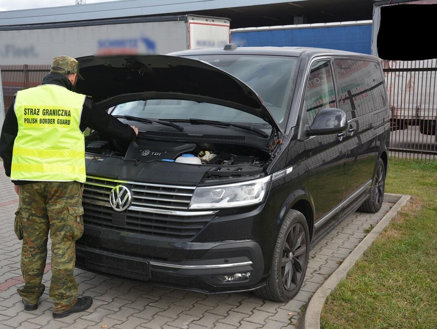 Poszukiwany w Niemczech drogi Volkswagen odnaleziony podczas kontroli w Dorohusku