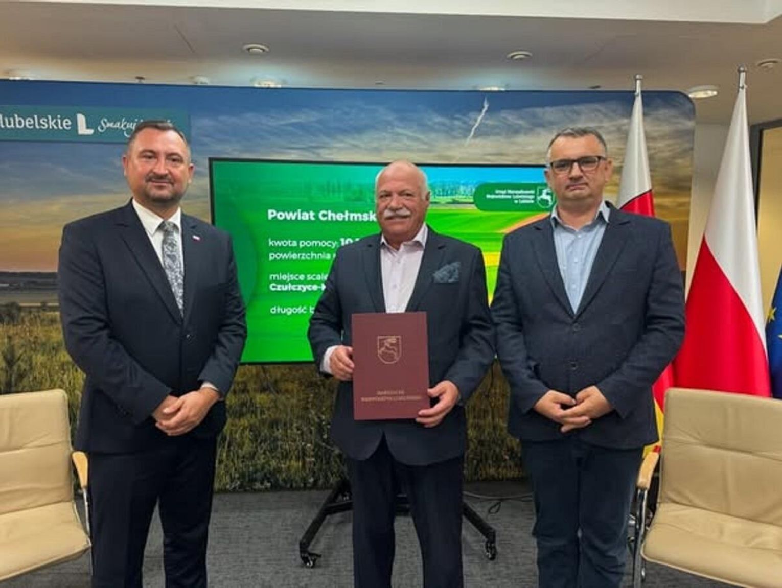 Powiat chełmski. Przystąpią do kontynuacji sztandarowego dzieła. Niemal 18,5 mln zł na scalenia w gminie Sawin
