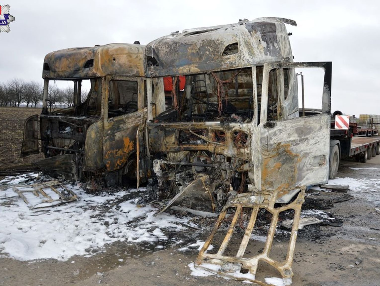 Pożar na placu firmy w gminie Łabunie. Właściciel oszacował straty na 1,5 miliona złotych!