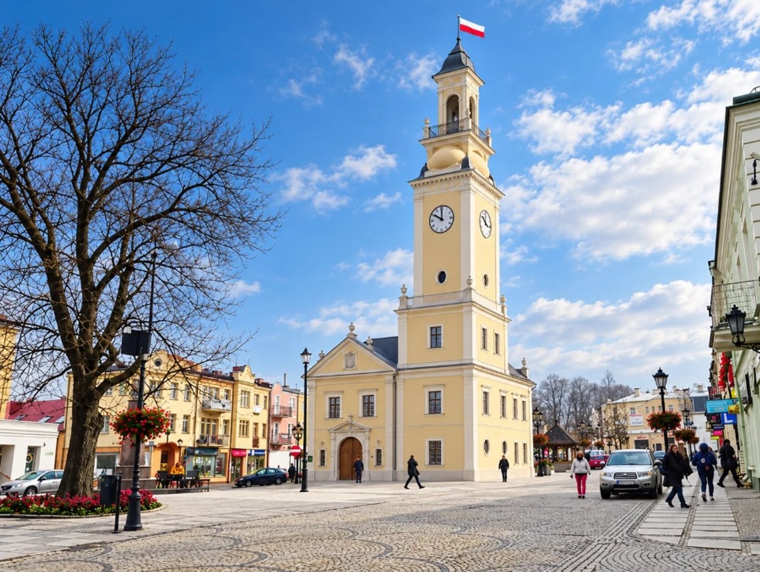Ratusz wróci na plac Łuczkowskiego w Chełmie? Miasto planuje 300 tys. zł na dokumentację
