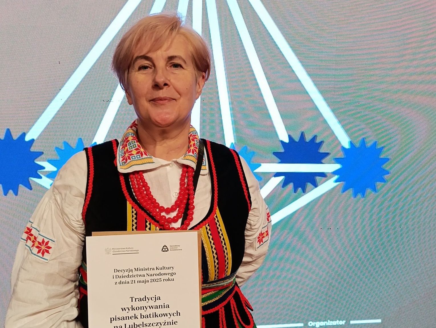 Pająki i batikowe pisanki wpisane na krajową listę dziedzictwa