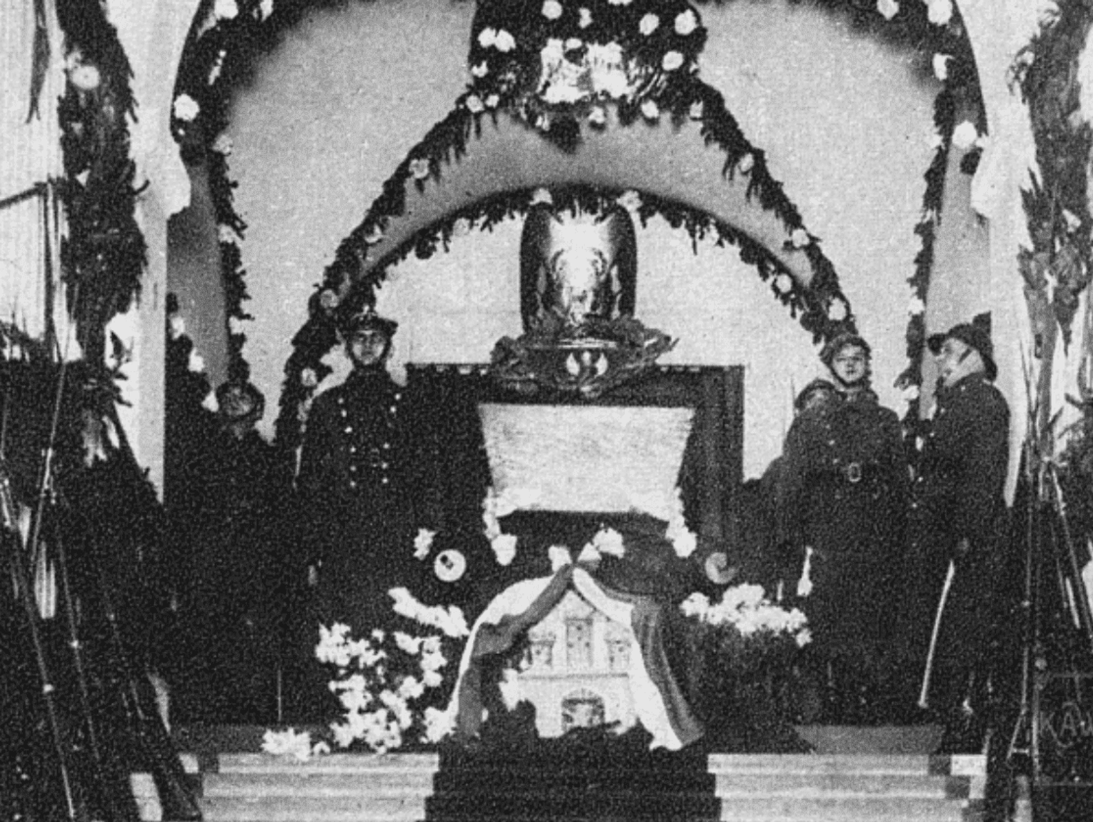 Rejowiec Fabryczny. Chcą powtórnie uczcić nieznanego bohatera. 100 lat temu jego prochy przejeżdżały przez Chełmszczyznę