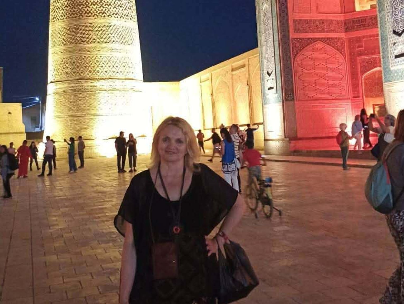 Otwarci, a tak zamknięci na klucz. Grażyna Bartoszuk, mieszkanka Rejowca Fabrycznego, spogląda na Azję Środkową