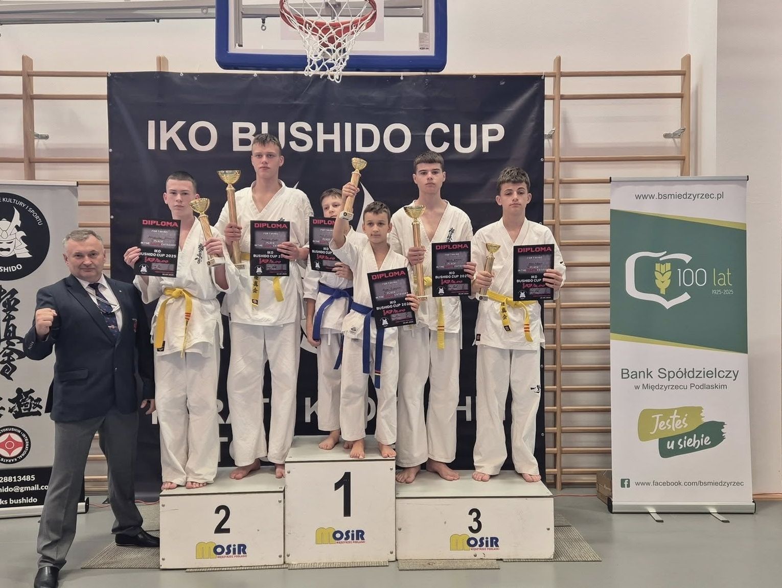 Satorianie stawali na podium