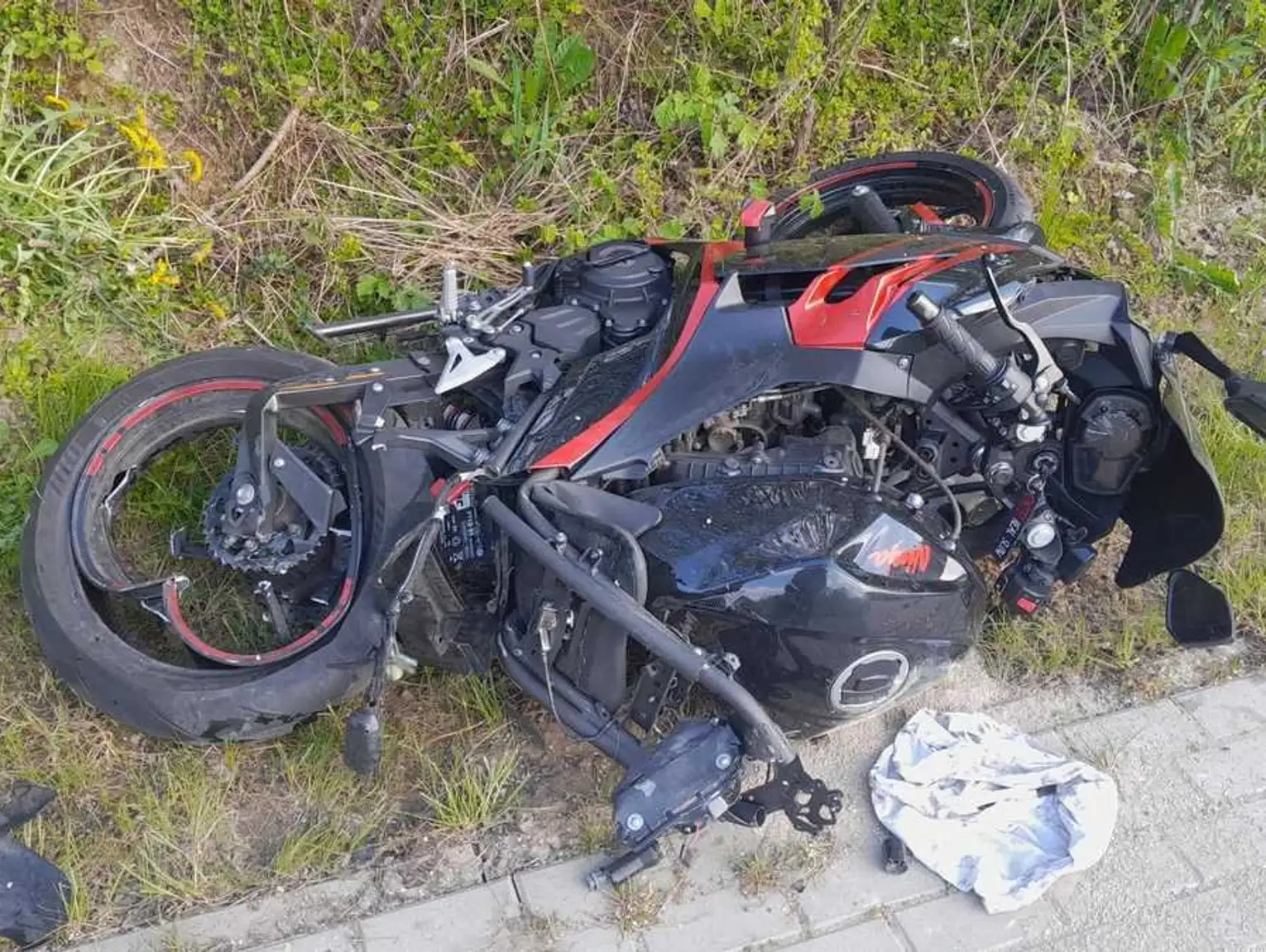 Śmiertelny wypadek motocyklisty. Zderzył się z toyotą
