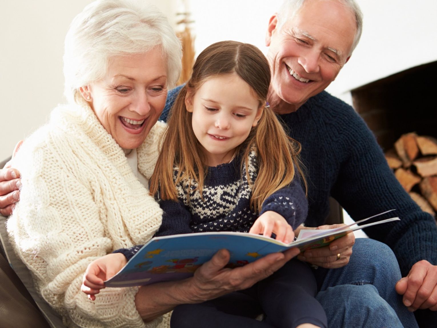 Święto naszych babć i dziadków. Jak sprawić im przyjemność?