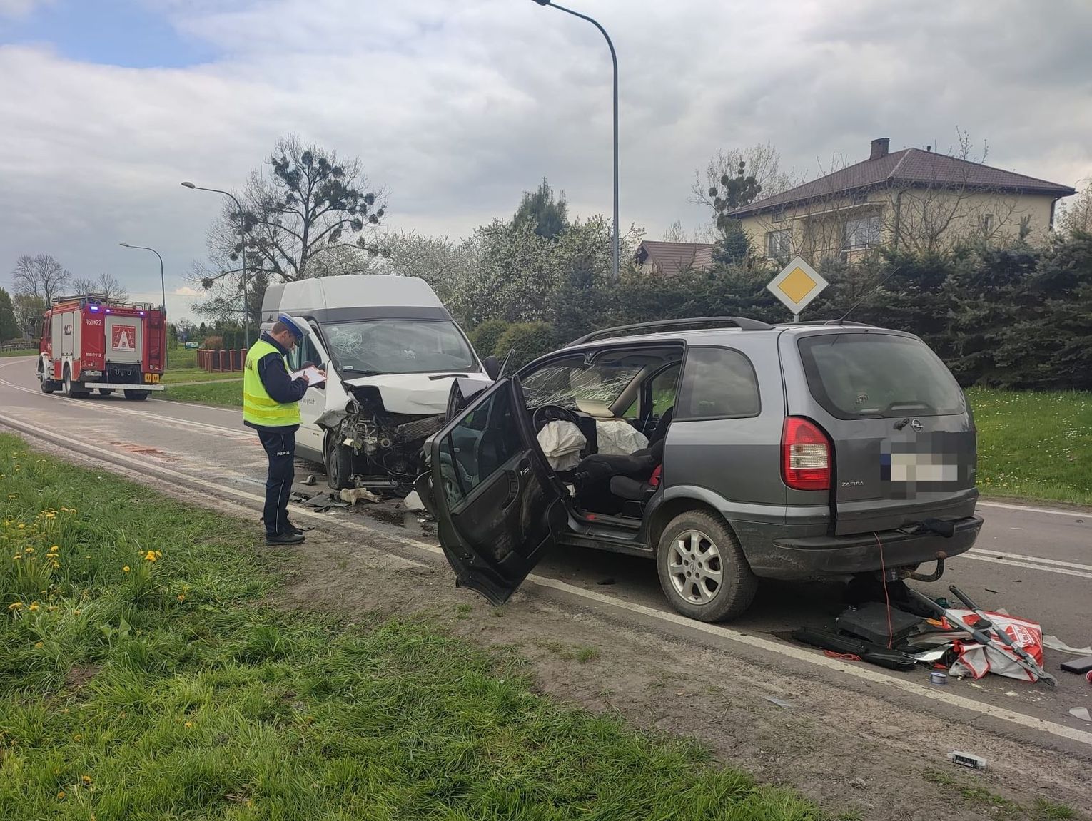 Tragiczny Wypadek Na Drodze Łęczna Włodawa 58 Latek Zmarł W Szpitalu 