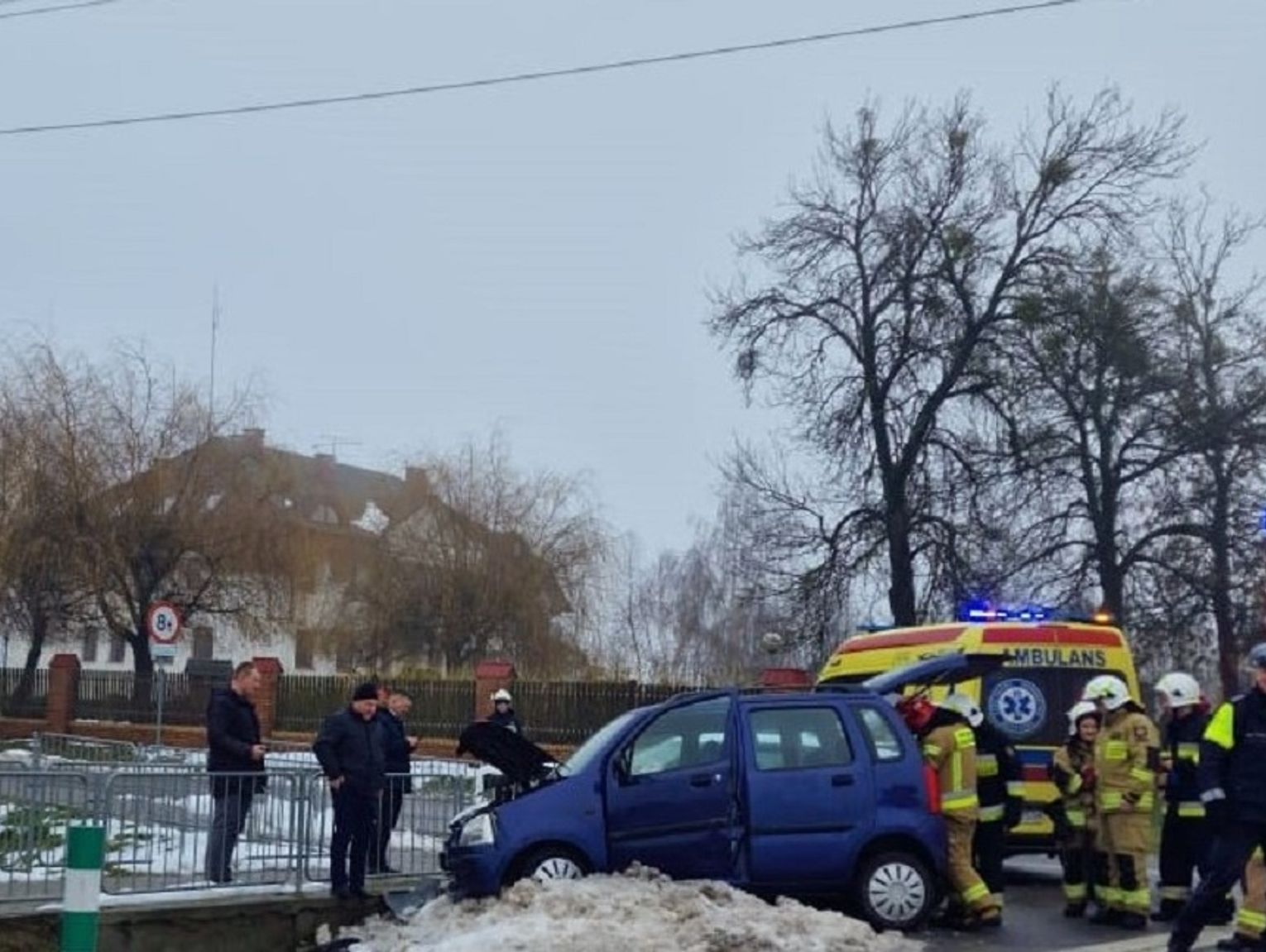Urszulin. Zderzenie na krajówce. 87latek skręcał i nie ustąpił