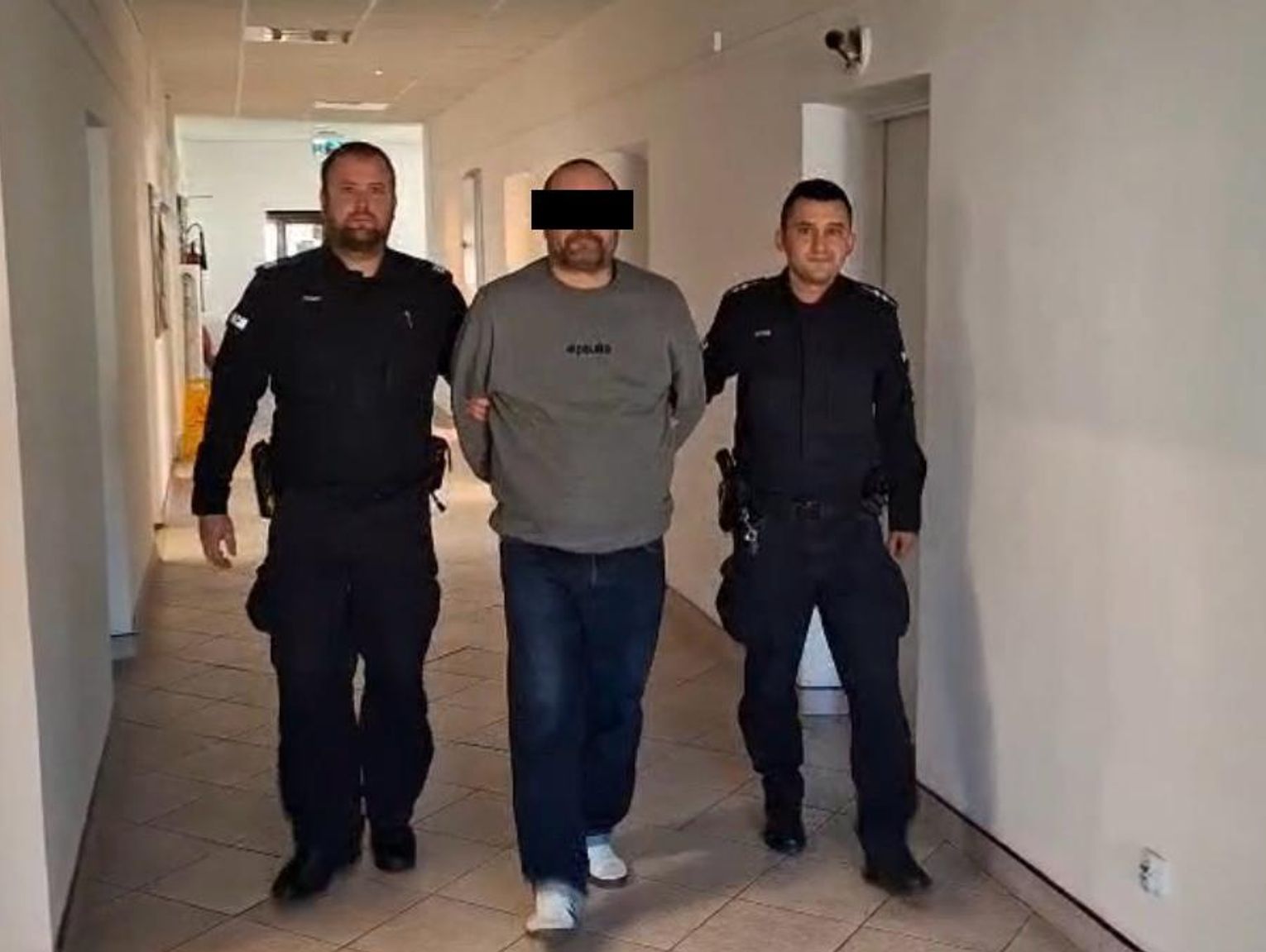 Włamywacz wpadł po 23 latach. Doprowadziły do niego ślady sprzed lat