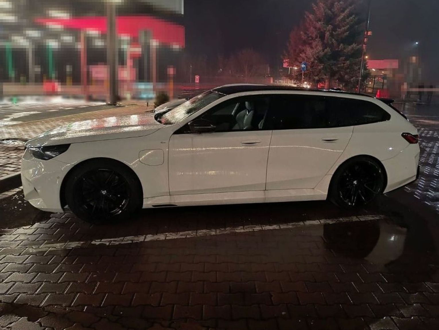 Zatrzymany za paserstwo. Chciał wyjechać z kraju samochodu za 750 tys. zł