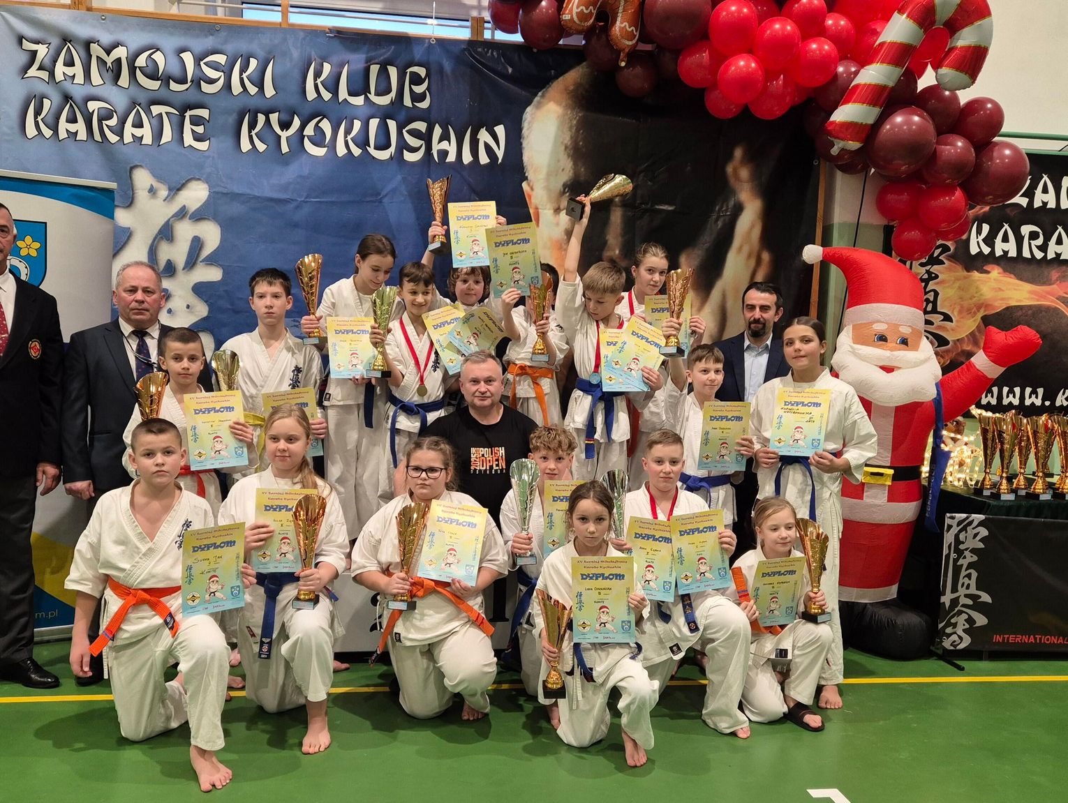 Zawodnicy Chełmskiej Szkoły Karate Kyokushin Satori udanie kończą rok