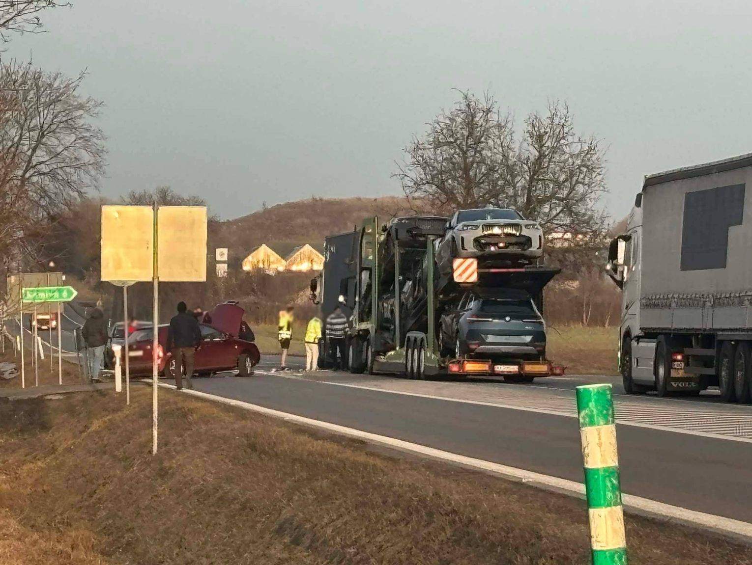 Zderzenie osobówki z lawetą w okolicach Srebrzyszcza
