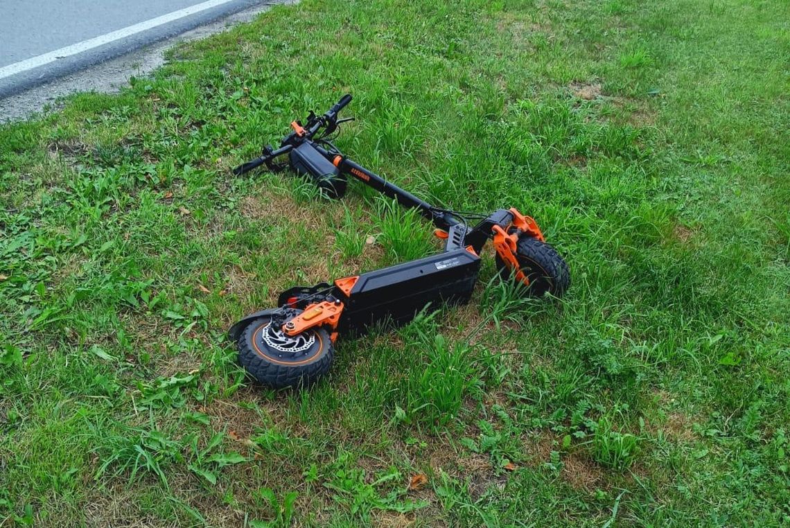 20-latek ranny po wypadku na hulajnodze elektrycznej w Krasnymstawie 20-latek ranny po wypadku na hulajnodze elektrycznej w Krasnymstawie