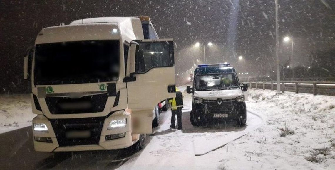 2300 km jechał bez snu i miał 40 ton na kołach. Tir z Turcji zatrzymany w Polsce