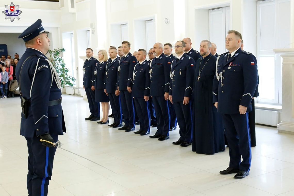 43 nowych policjantów zasiliło lubelski garnizon policji [GALERIA ZDJĘĆ]