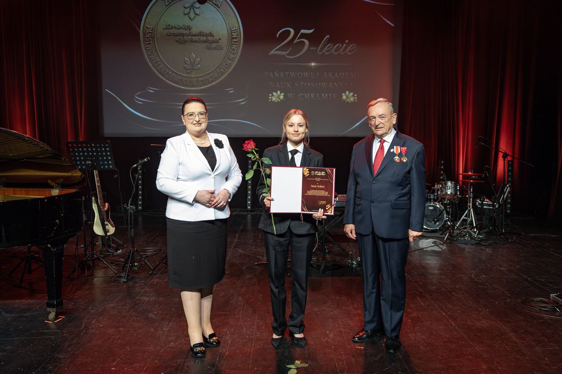 500. zaświadczenie w historii szkolenia lotniczego PANS w Chełmie