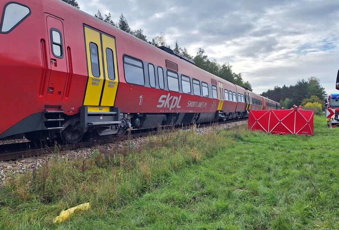 82-latek zginął pod pociągiem. Przechodził przez torowisko