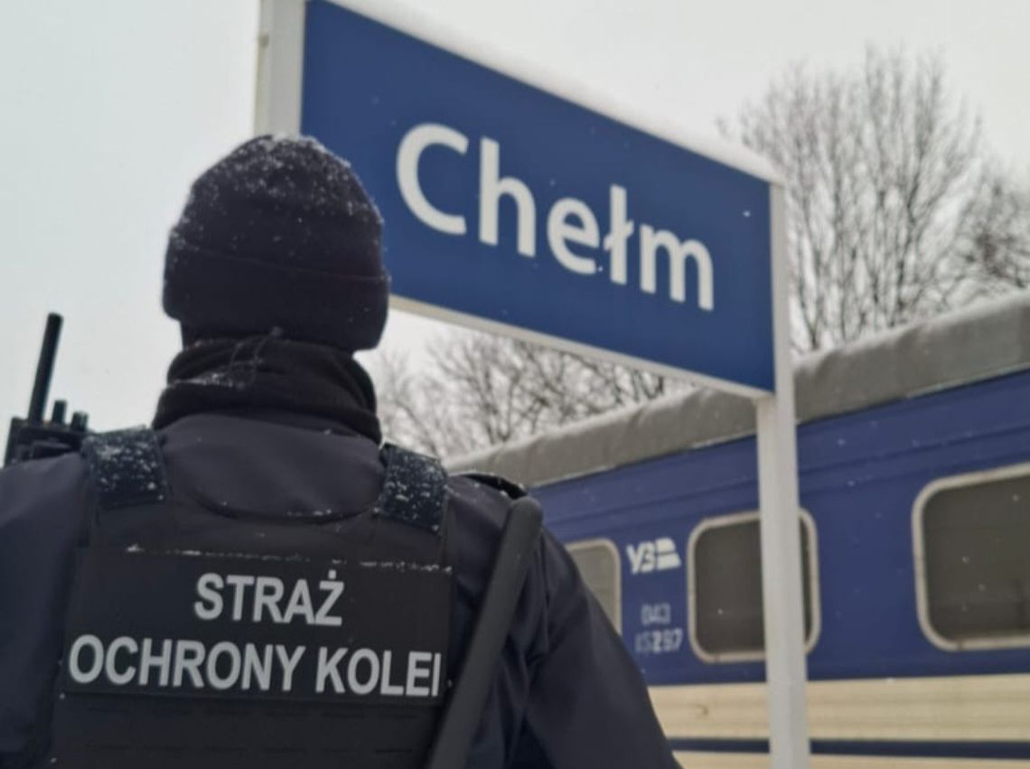 Agresywny pasażer zatrzymany w Chełmie. Miał ponad 2,5 promila