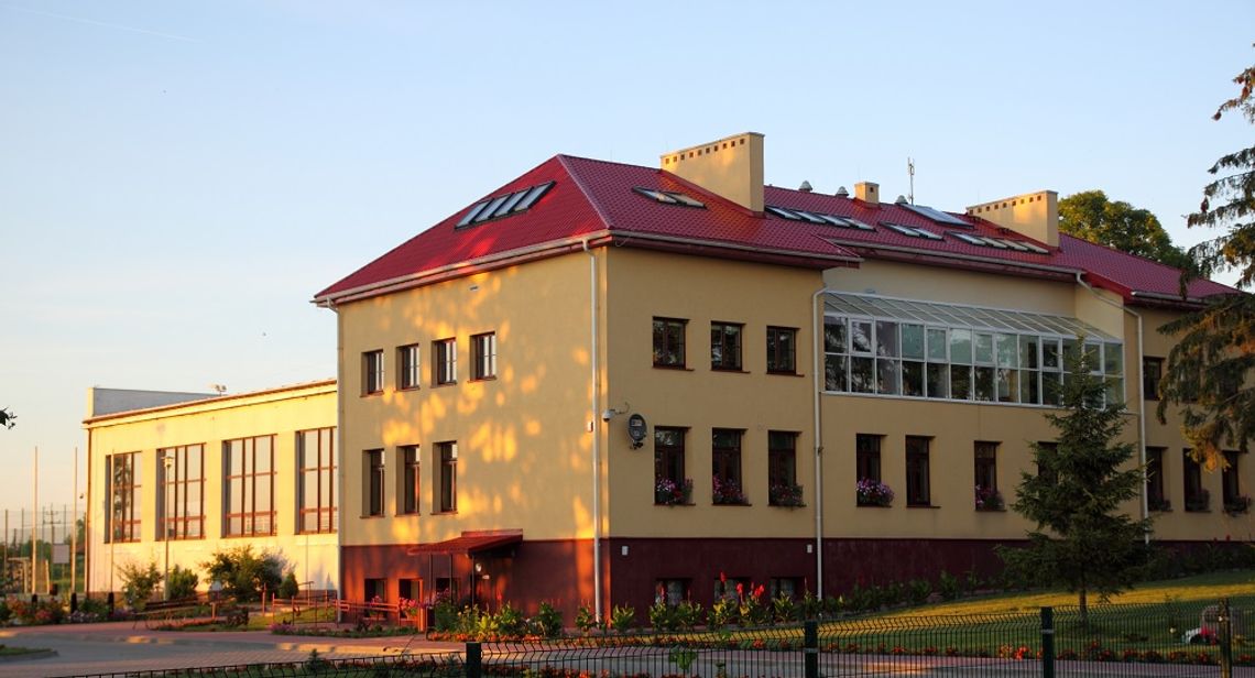 Alarm bombowy w szkole w Stołpiu