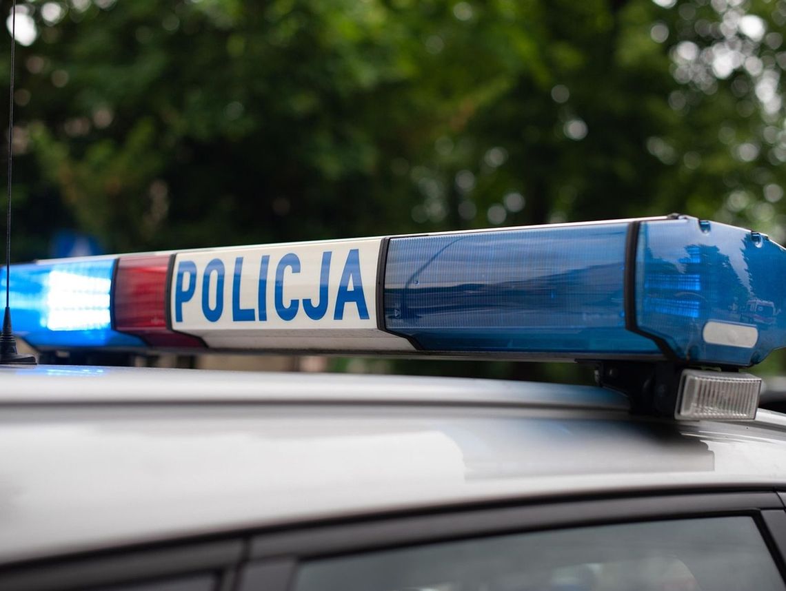 Spadł balon przemytniczy z papierosami. Sprawą zajęła się policja