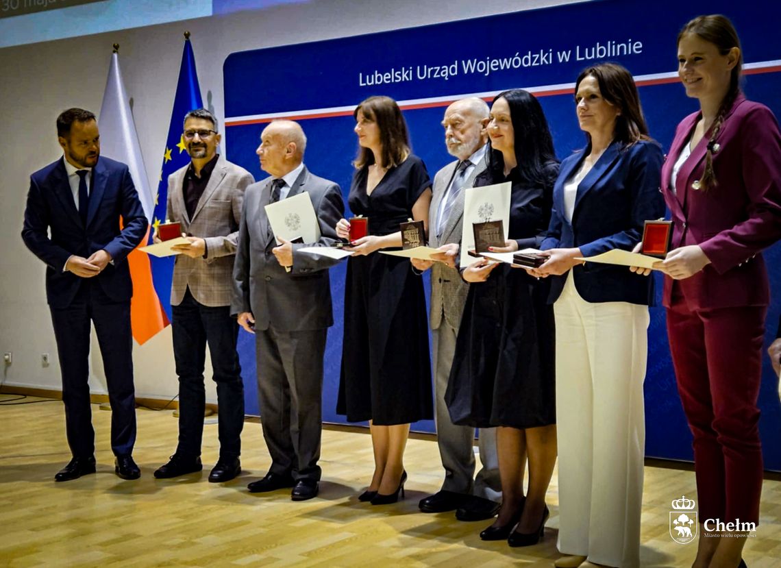 Bartłomiej Kazimierczak uhonorowany medalem 105-lecia Lubelskiego Urzędu Wojewódzkiego Bartłomiej Kazimierczak uhonorowany medalem 105-lecia Lubelskiego Urzędu Wojewódzkiego