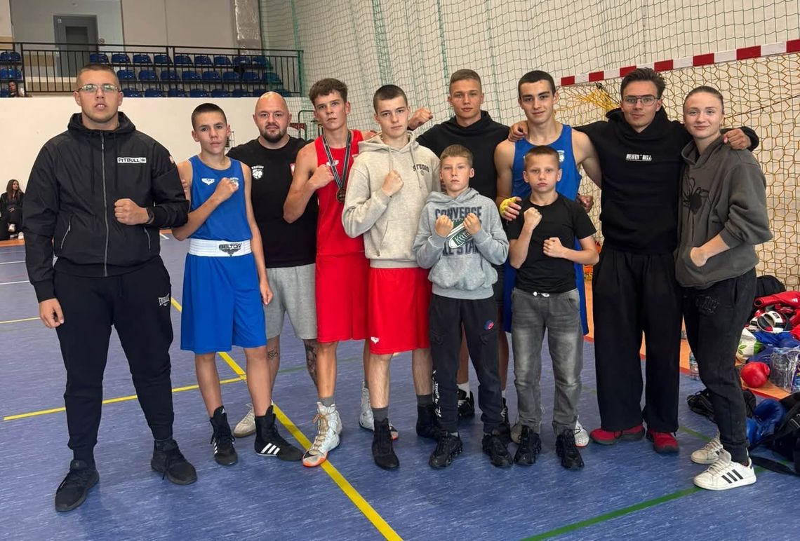 Pięściarze Bastionu z medalami w Rzeszowie Pięściarze Bastionu z medalami w Rzeszowie