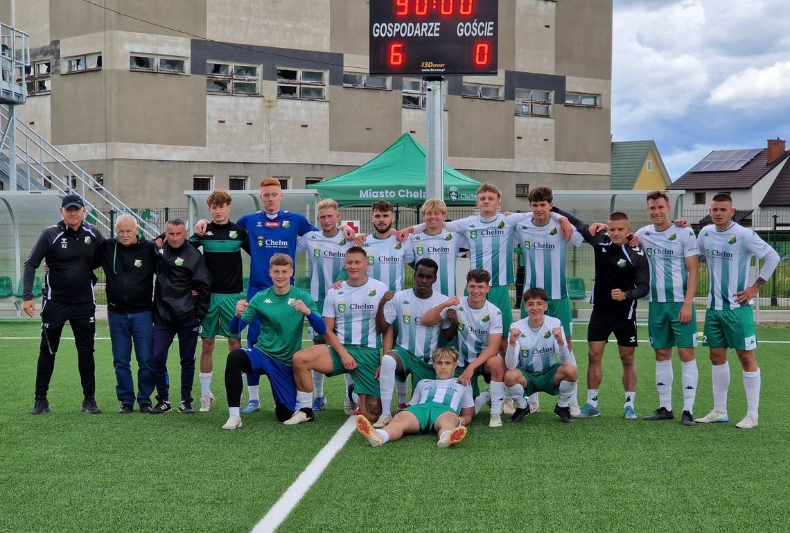 Biało-zieloni nadal na czele